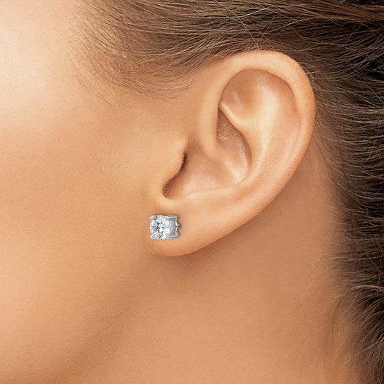 Lab Grown Round Diamond Solitaire Stud Earrings