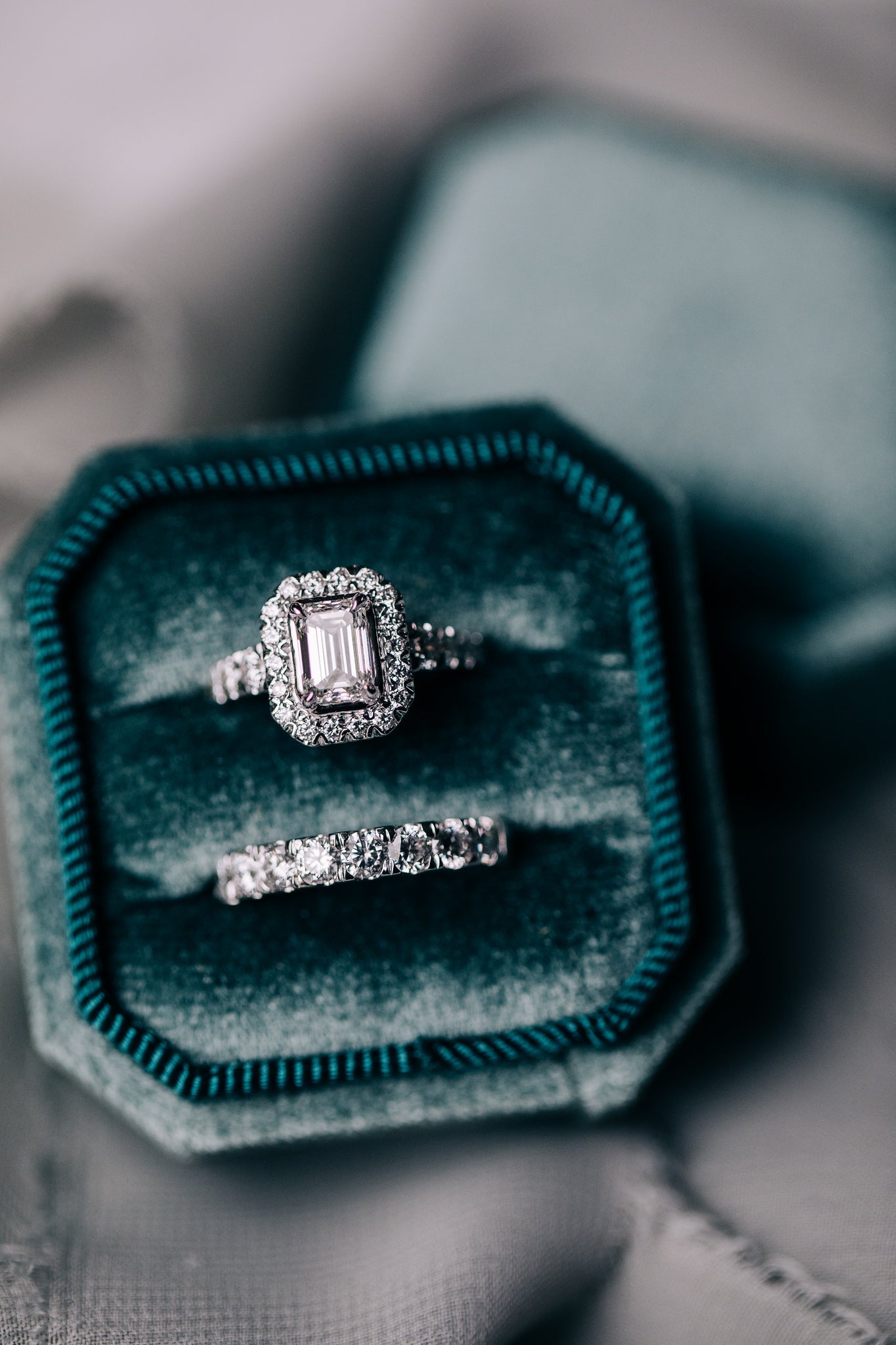 Elegant Halo Ring (Emerald) - Oz's Jewelers by The Hickory Jewelry Company